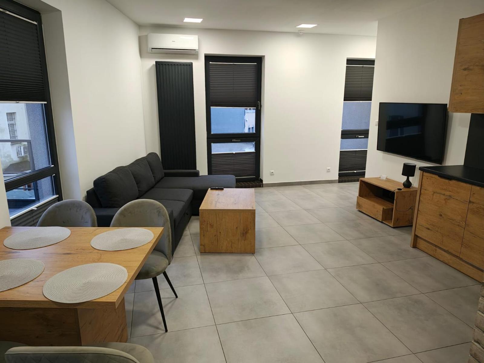 Apartamenty Dworcowa 45 Gliwice Buitenkant foto